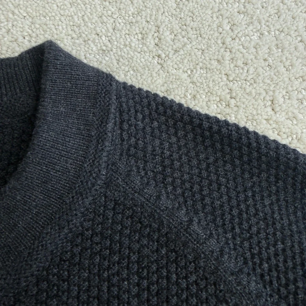 Lululemon Engineered Warmth Crew Mens S Charcoal Waffle Knit Sweater LM3ENFS